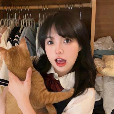 向下扭曲